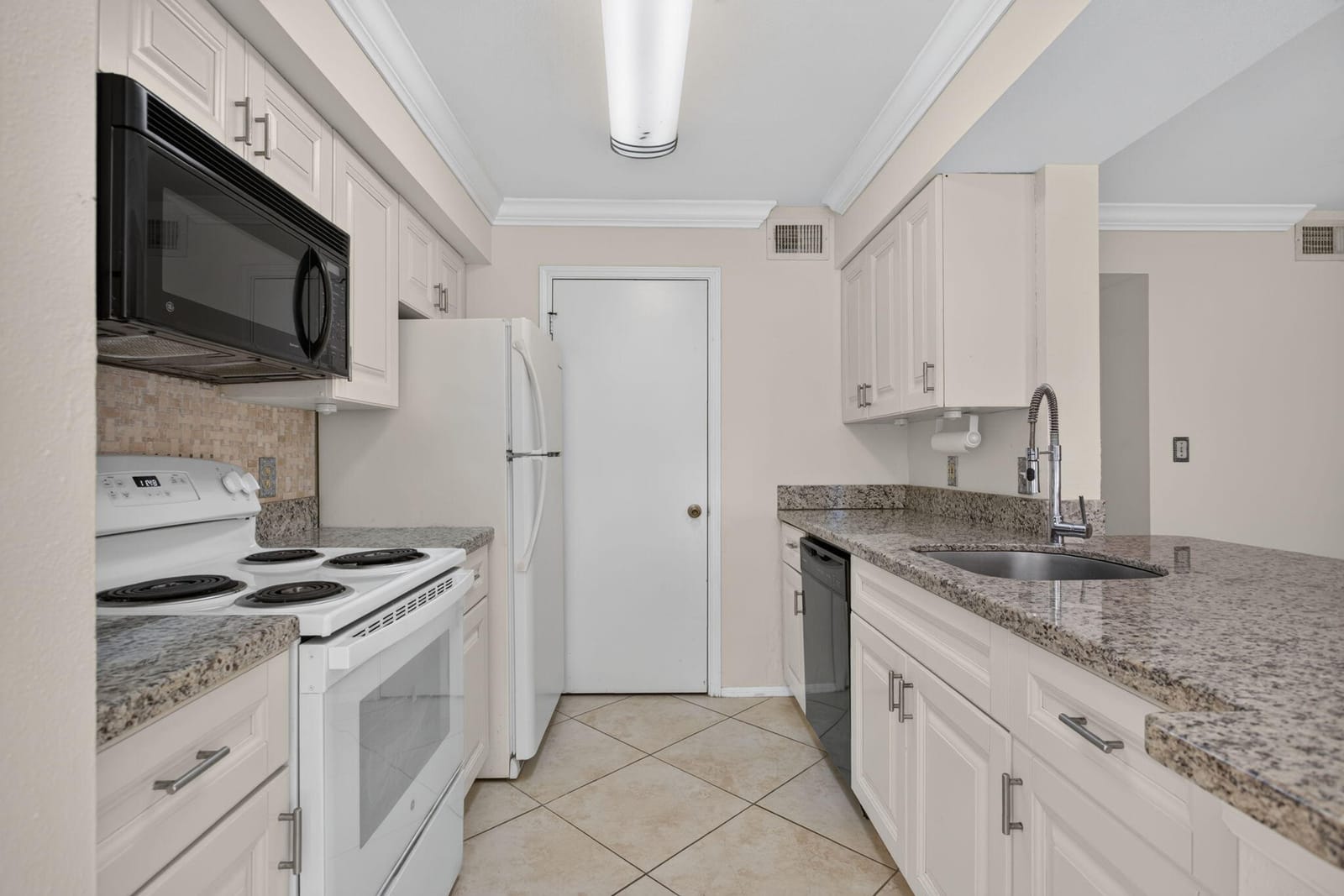 2425 NW 33rd Street NW 1309, Oakland Park, FL 33309 photo 12