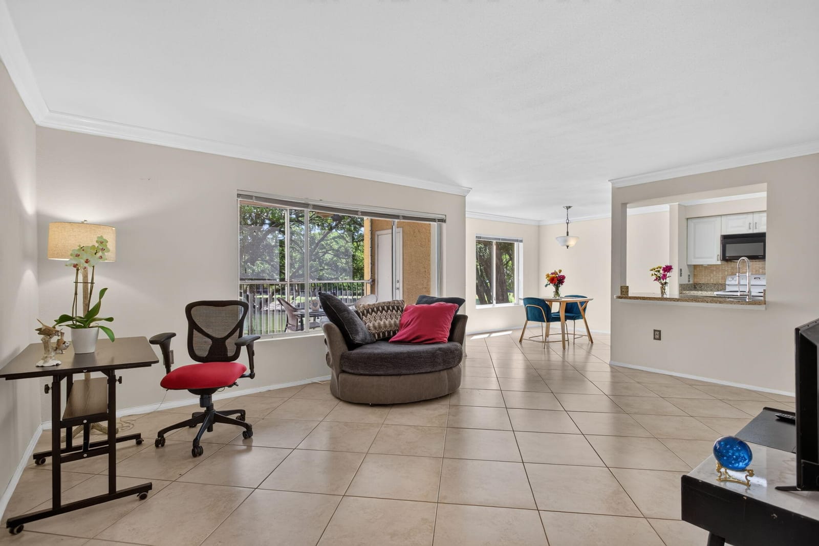 2425 NW 33rd Street NW 1309, Oakland Park, FL 33309 photo 4