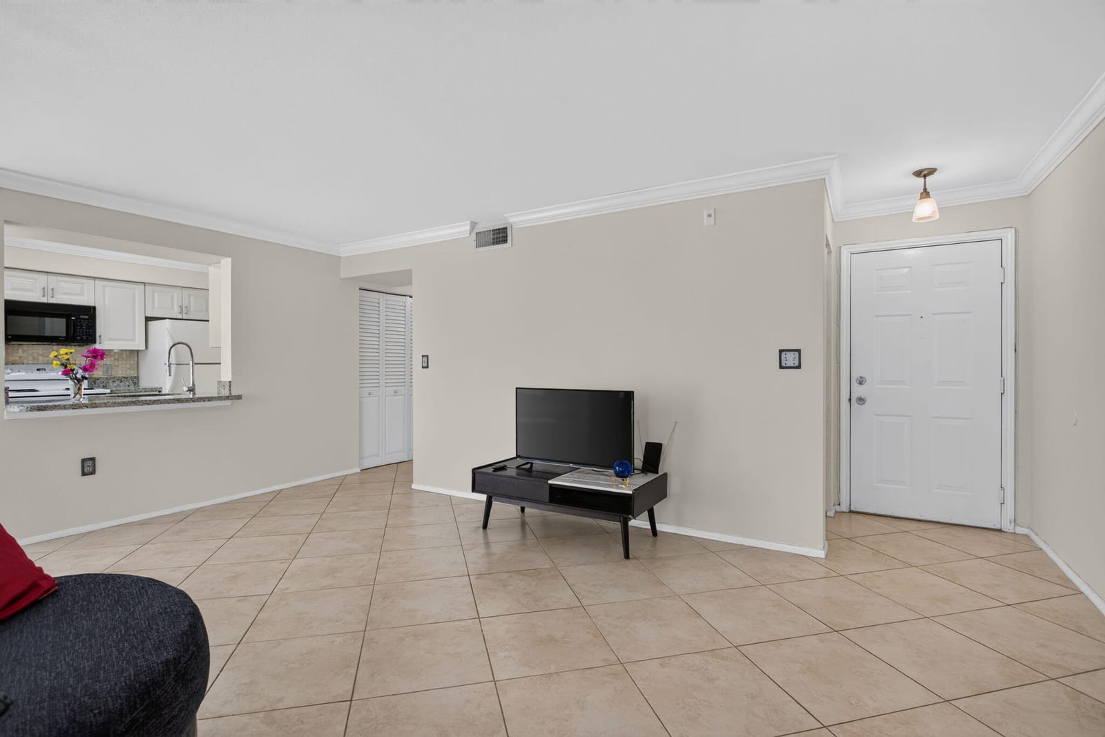 2425 NW 33rd Street NW 1309, Oakland Park, FL 33309 photo 7