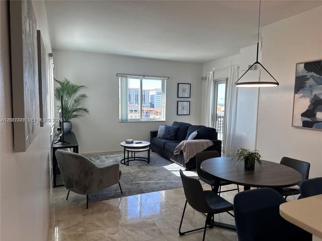 10 Aragon Avenue 1120, Coral Gables, FL 33134