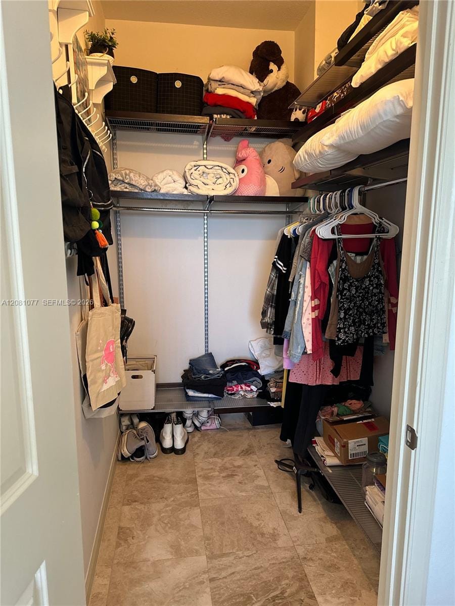 10 Aragon Avenue 1120 — photo 11