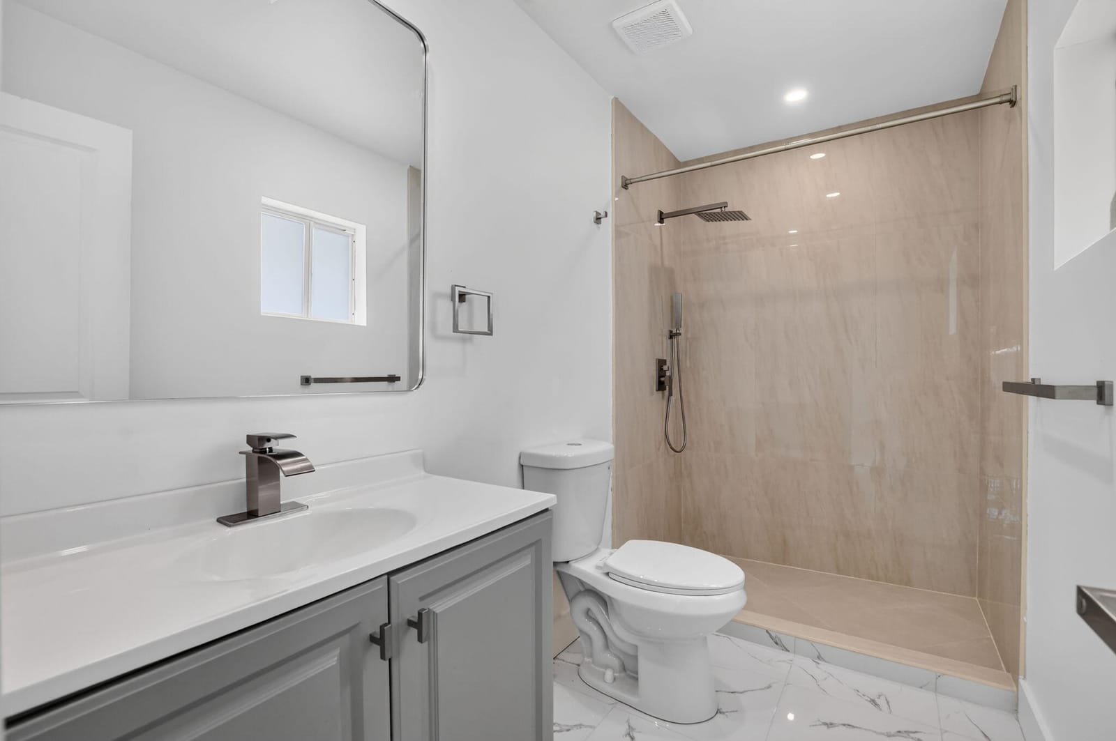 182 SW 6 Street, Deerfield Beach, FL 33441 photo 28