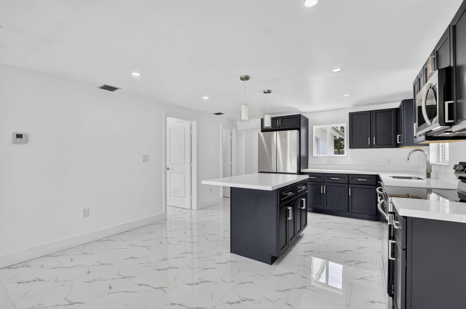 182 SW 6 Street, Deerfield Beach, FL 33441 photo 8