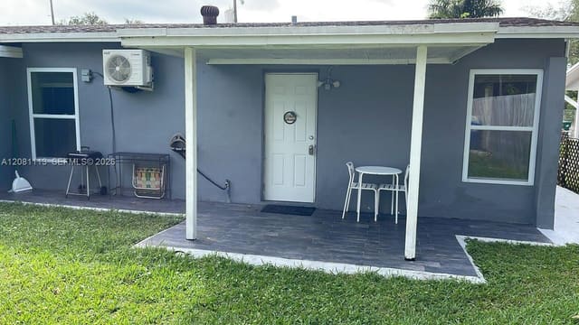 2463 NE 183rd Street 2, North Miami Beach, FL 33160