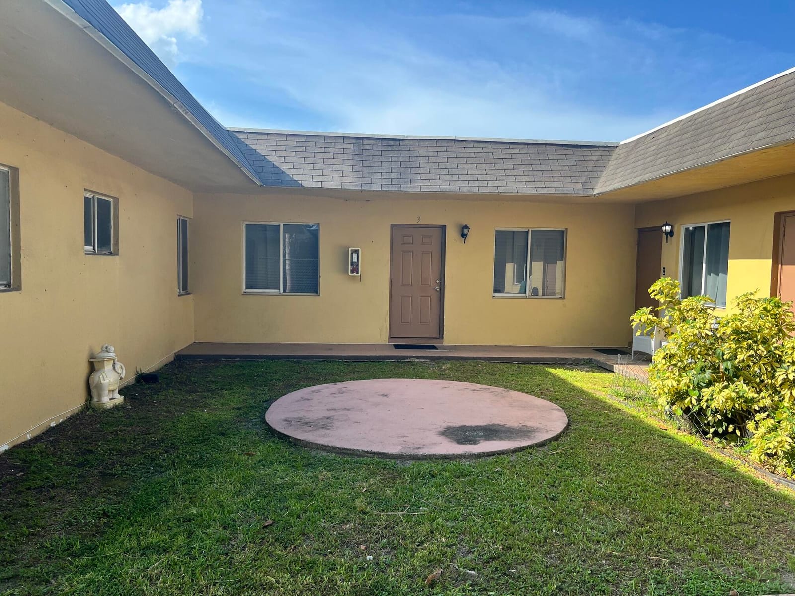 3930 NW 31st Terrace 4, Lauderdale Lakes, FL 33309