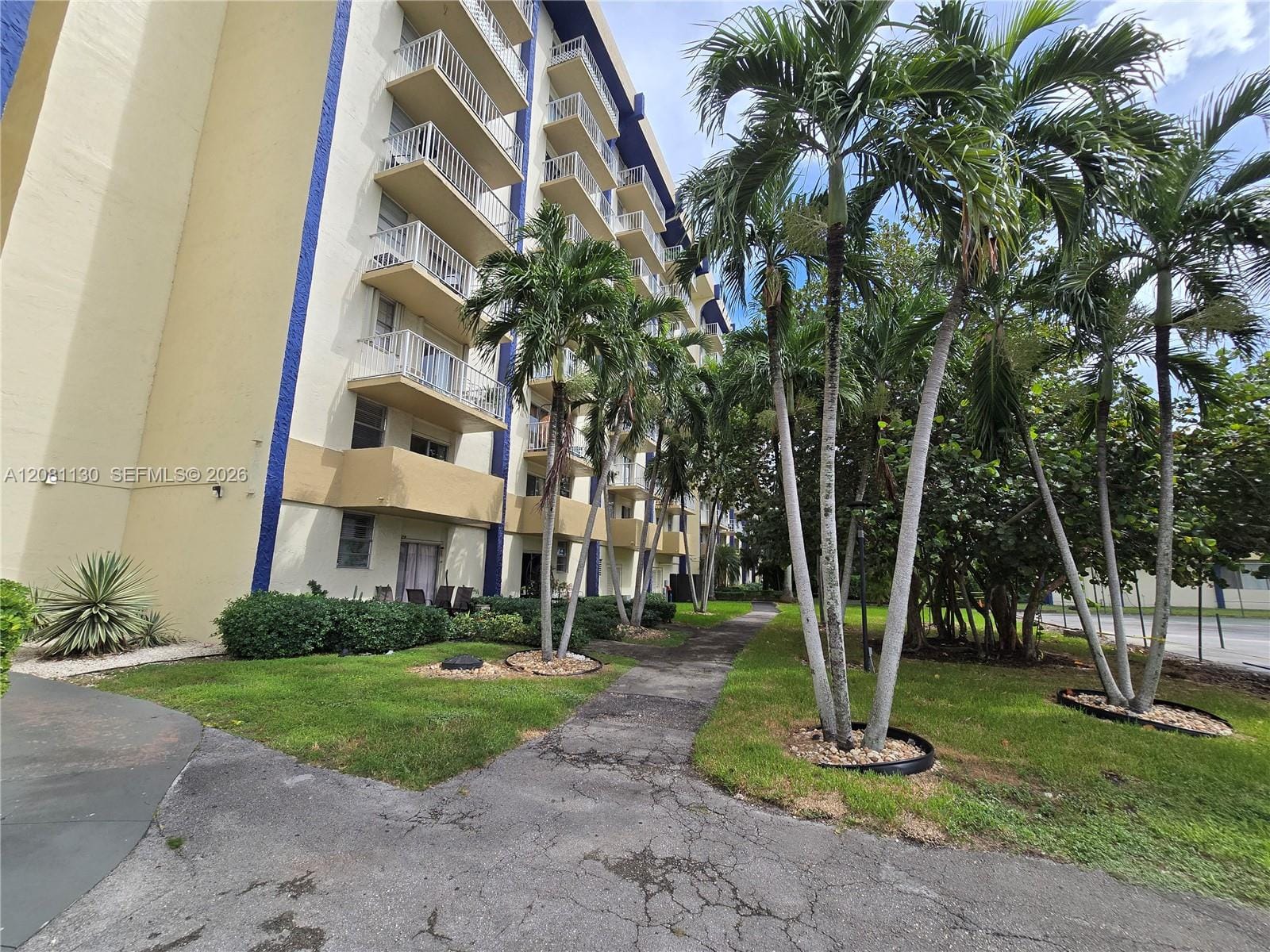 4550 NW 9th Street 310E, Miami, FL 33126 photo 15