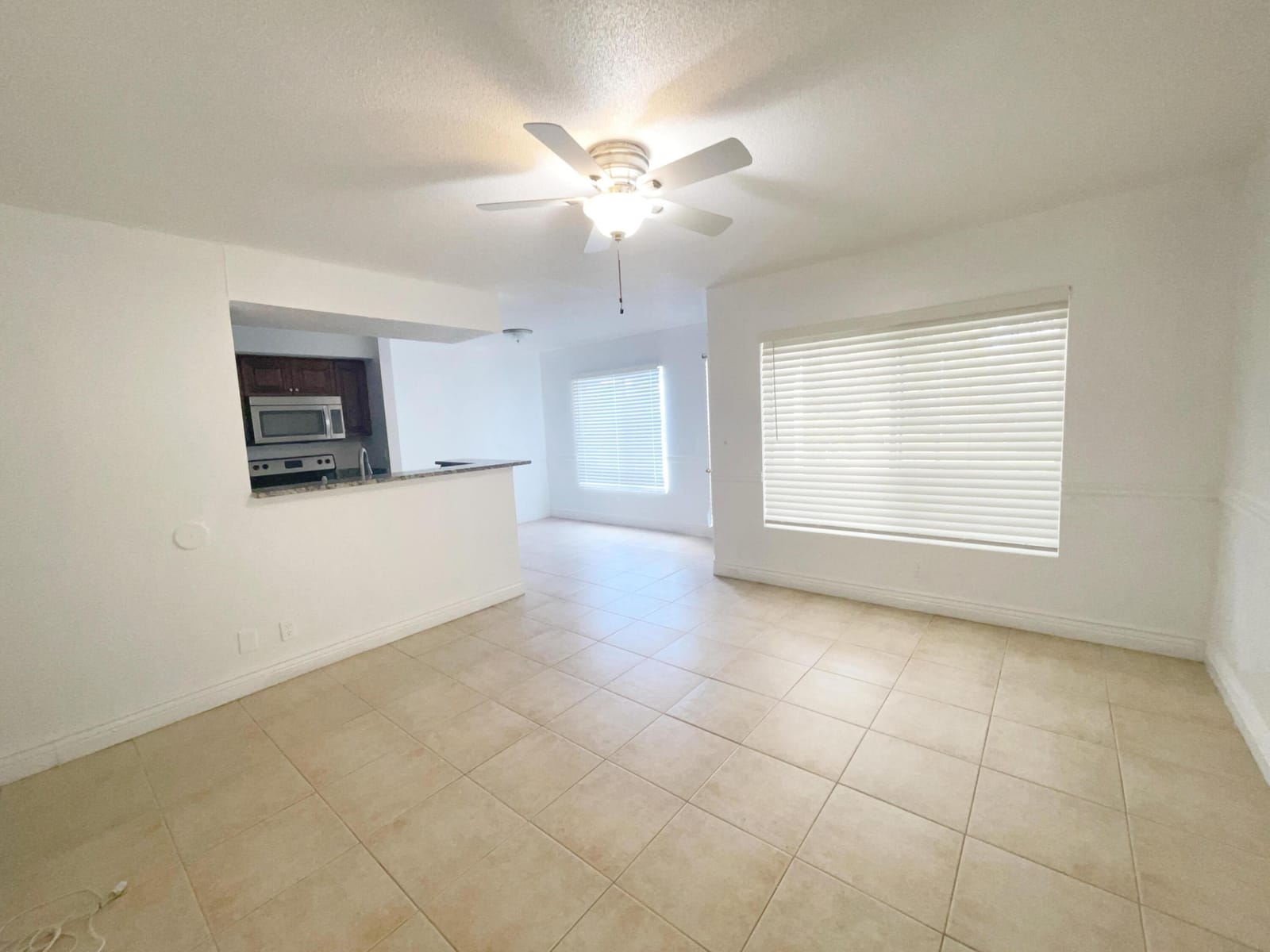 815 W Boynton Beach Boulevard W 4-102, Boynton Beach, FL 33426