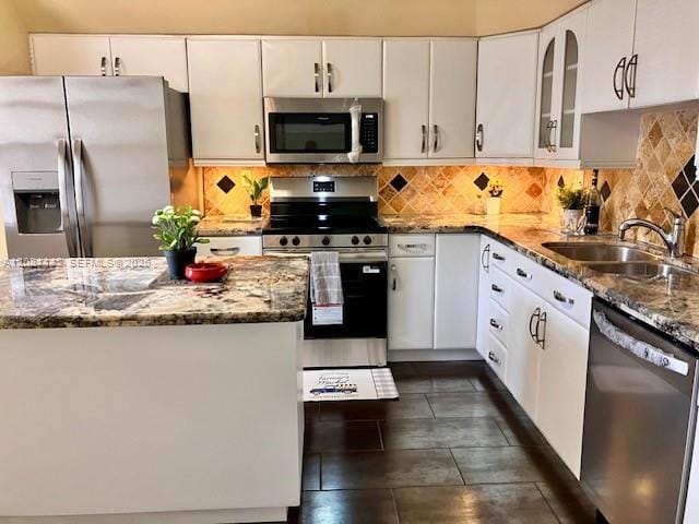 3910 Inverrary Boulevard 304-B, Lauderhill, FL 33319