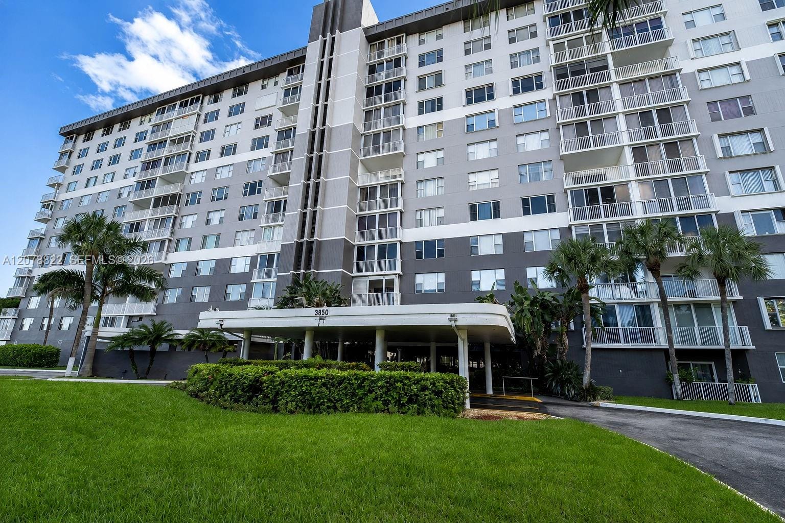 3850 Washington Street 314, Hollywood, FL 33021