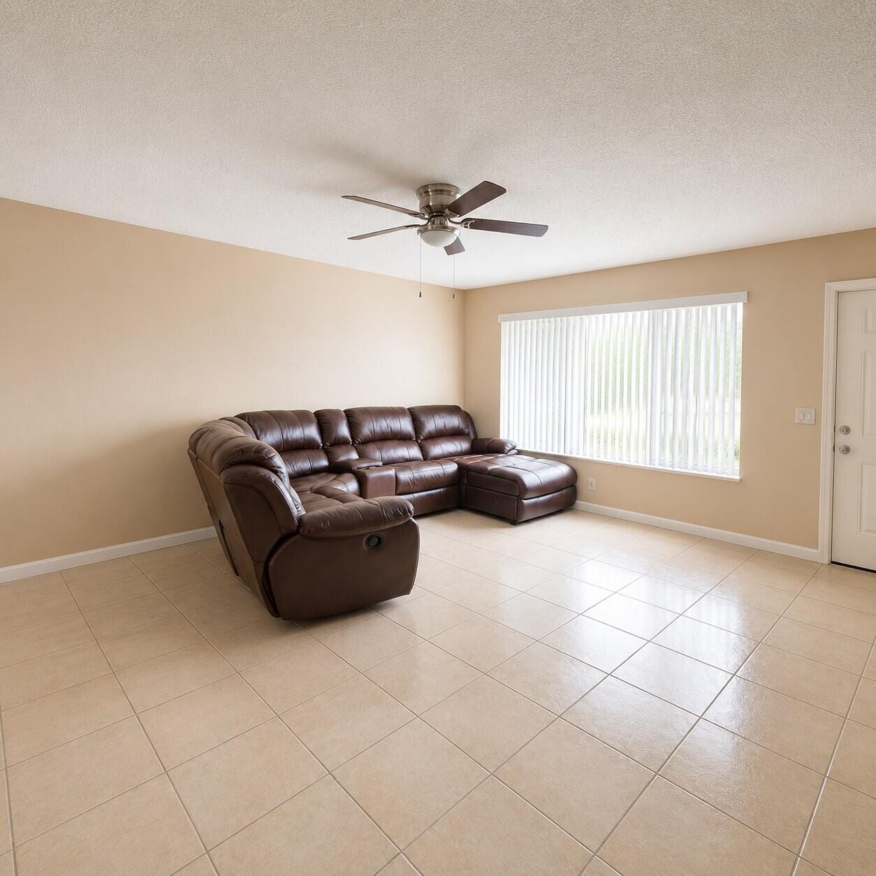 4570 Orleans Court C — photo 2