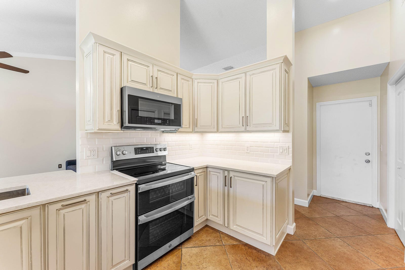 13053 Meadowbreeze Drive, Wellington, FL 33414 photo 13