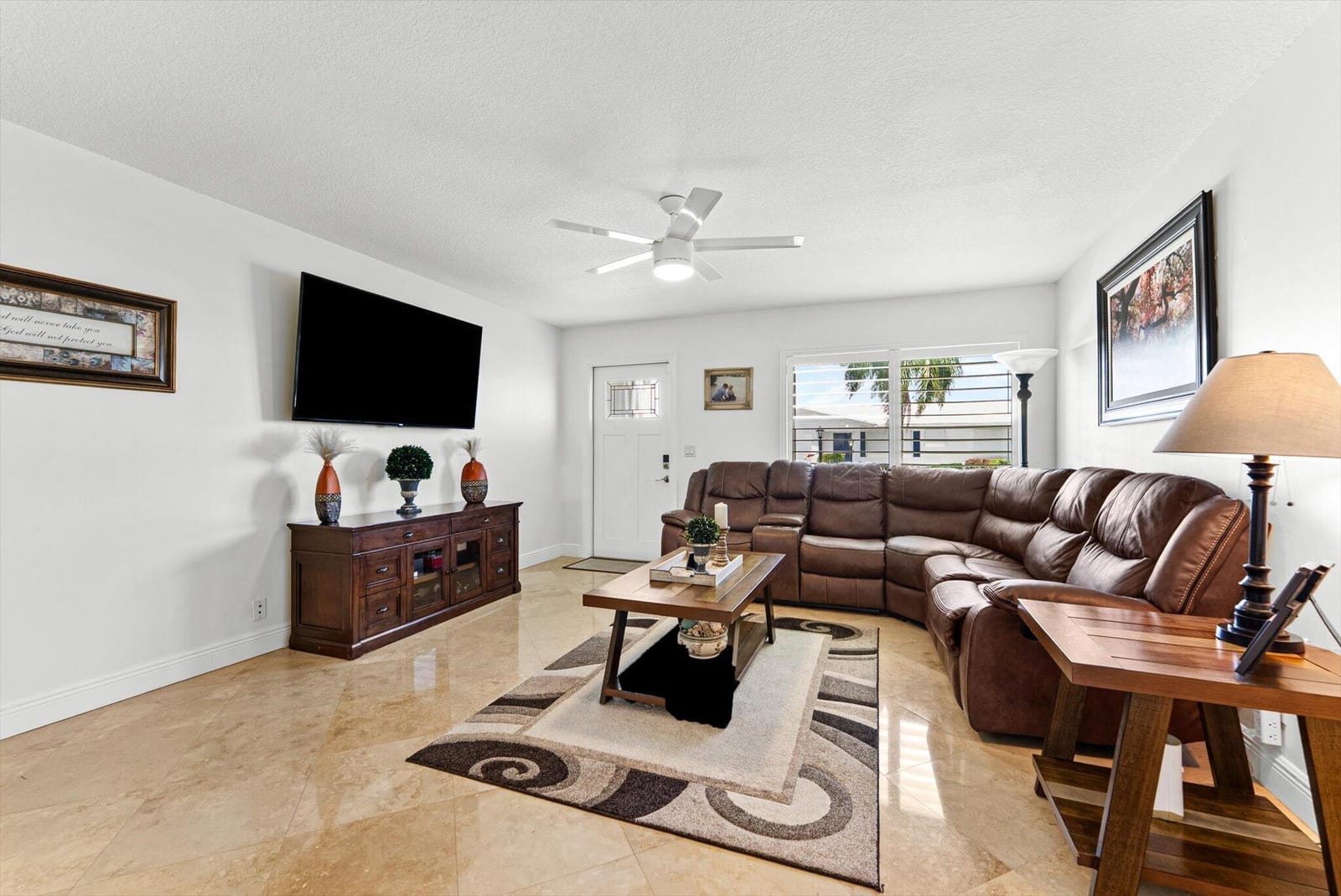 2390 SW 14th Avenue — photo 6