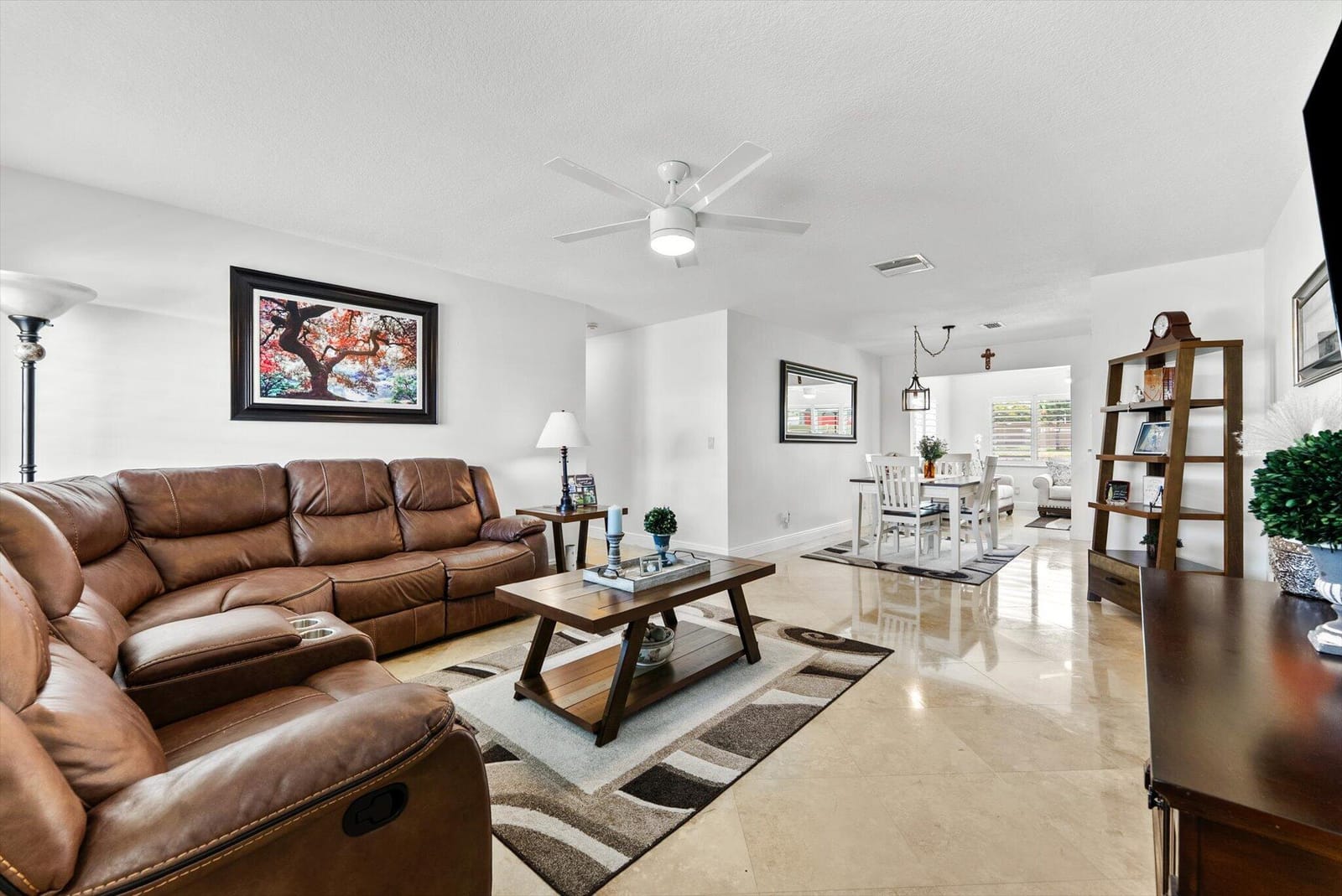 2390 SW 14th Avenue — photo 7