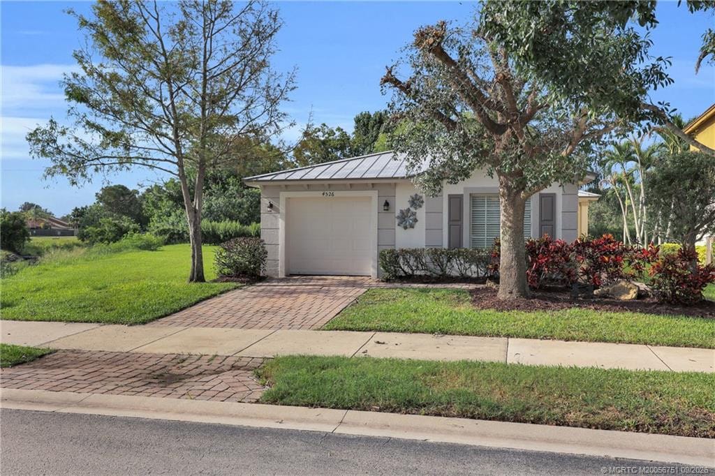 4526 SE Graham Drive, Stuart, FL 34997 photo 1