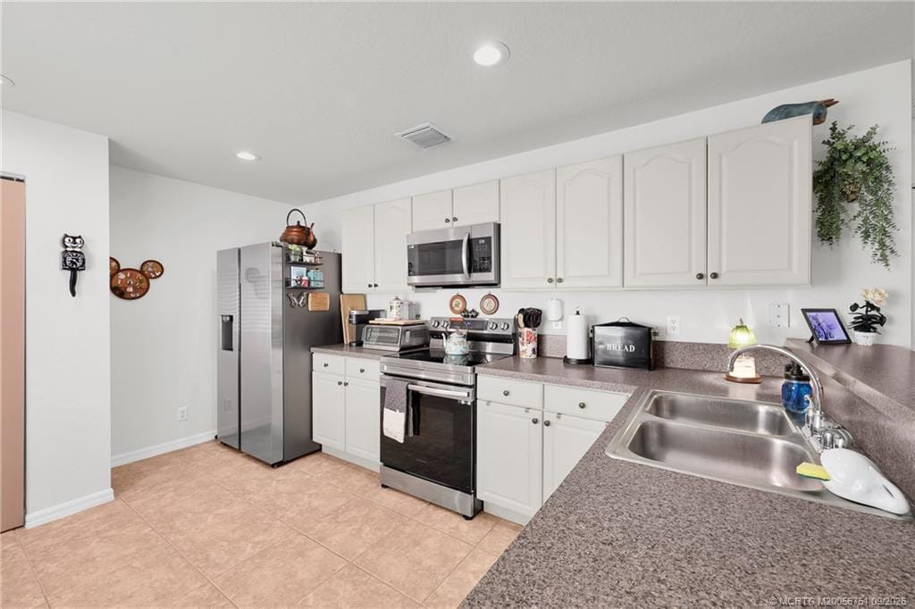 4526 SE Graham Drive, Stuart, FL 34997 photo 9