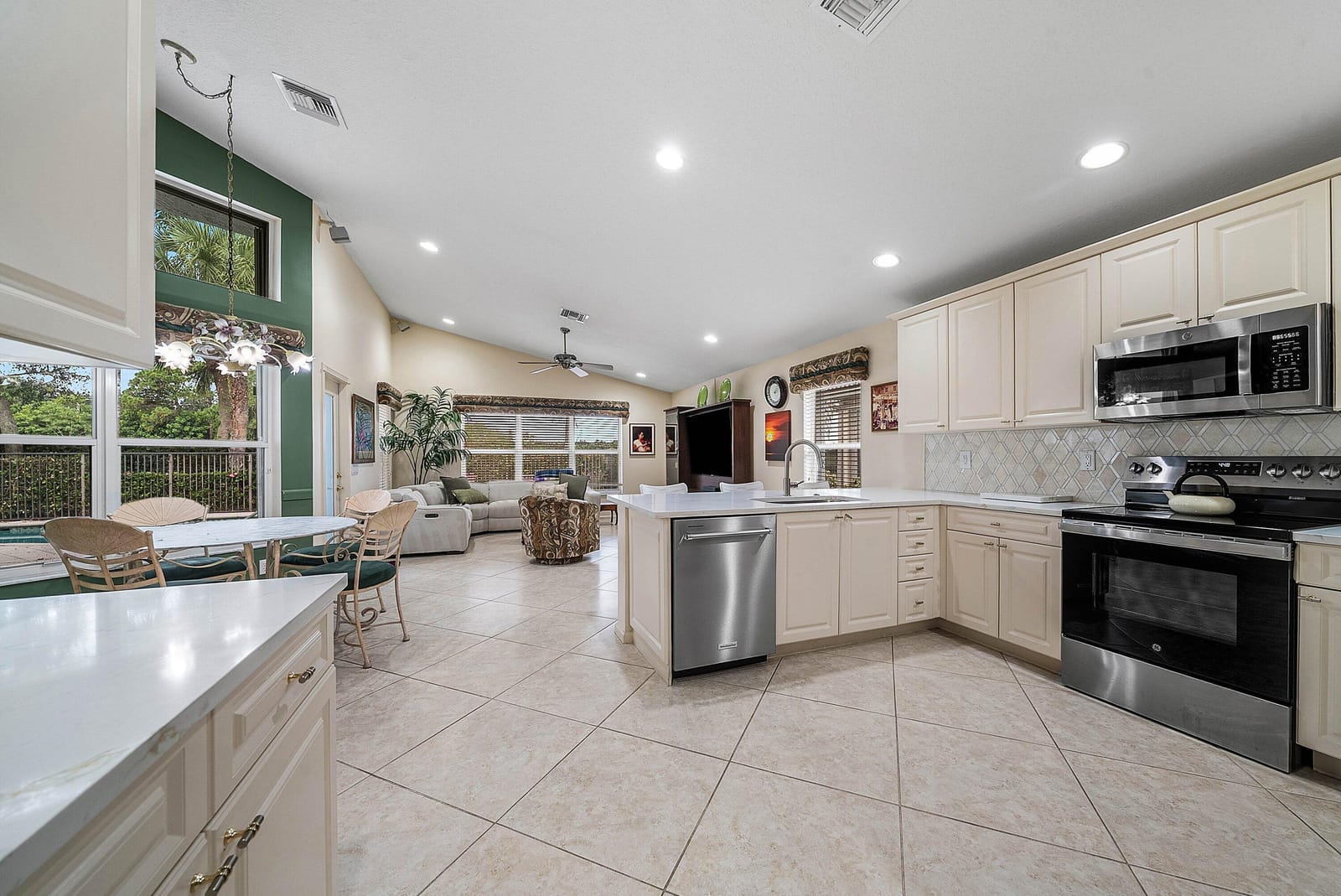 7078 Francisco Bend Drive, Delray Beach, FL 33446 photo 14