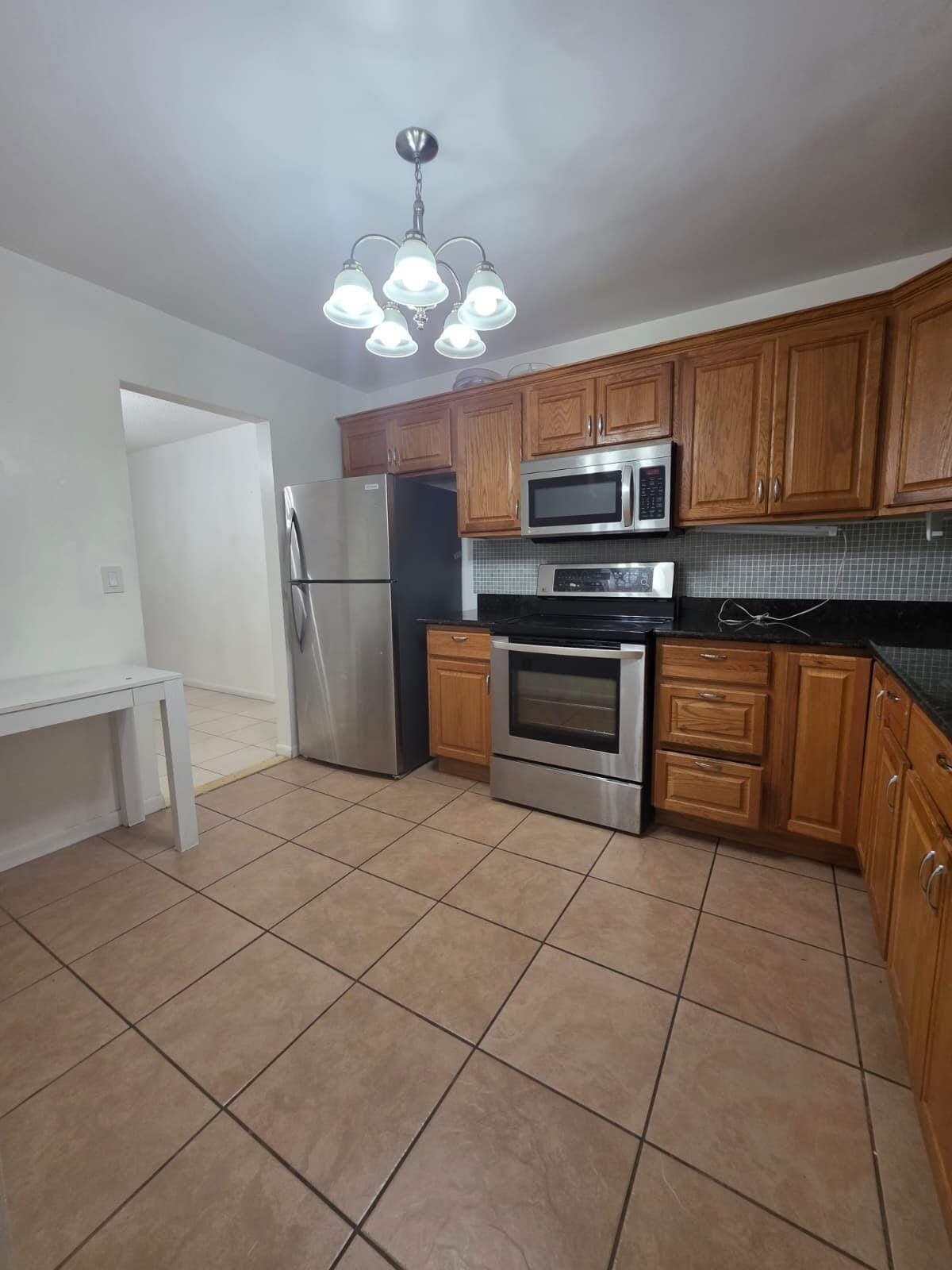 2839 Taylor Street 10 — photo 2
