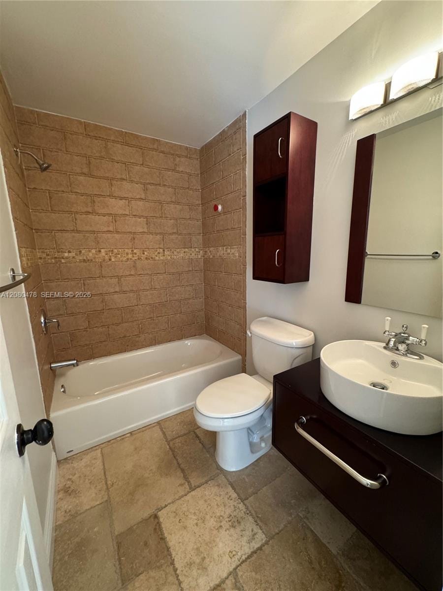 4702 SW 67th Avenue O5 — photo 11