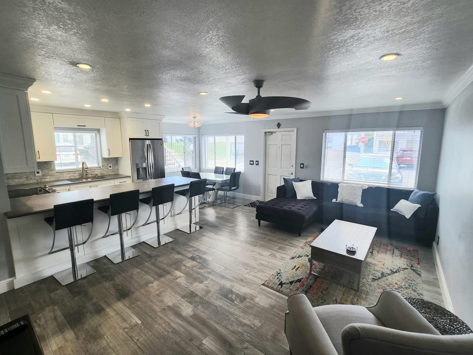 3000 Lake Osborne Drive 111, Lake Worth, FL 33461