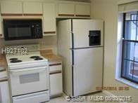 2570 NW 89th Drive # 2570 — photo 3