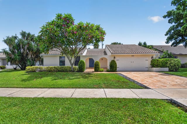 2606 SW 23rd Cranbrook Drive, Boynton Beach, FL 33436