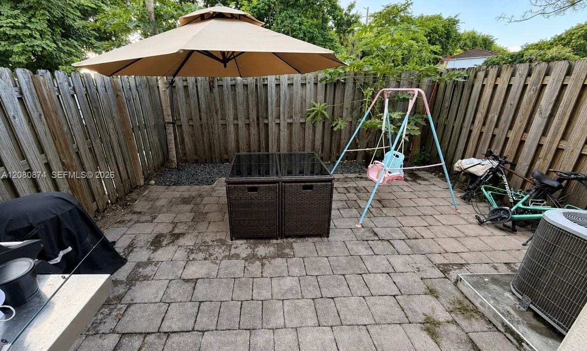 14049 SW 126th Path — photo 2