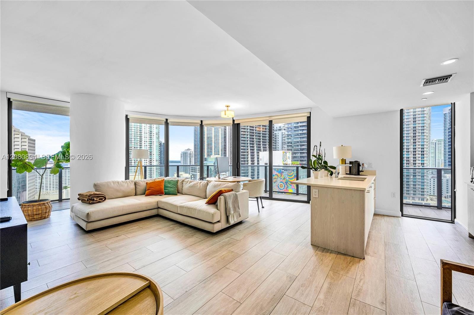 45 SW 9th Street 2103, Miami, FL 33130