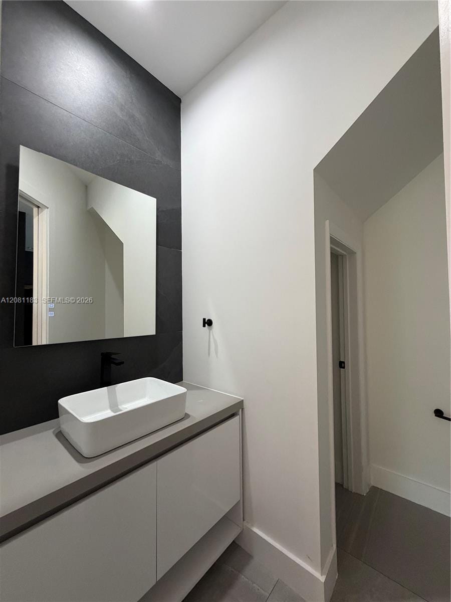 4655 SW 32nd Avenue 2B — photo 5