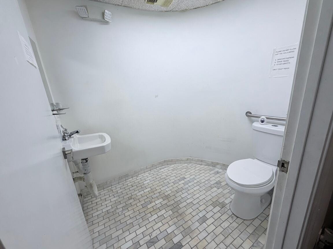 8010 N UNIVERSITY Drive, Tamarac, FL 33321 photo 13