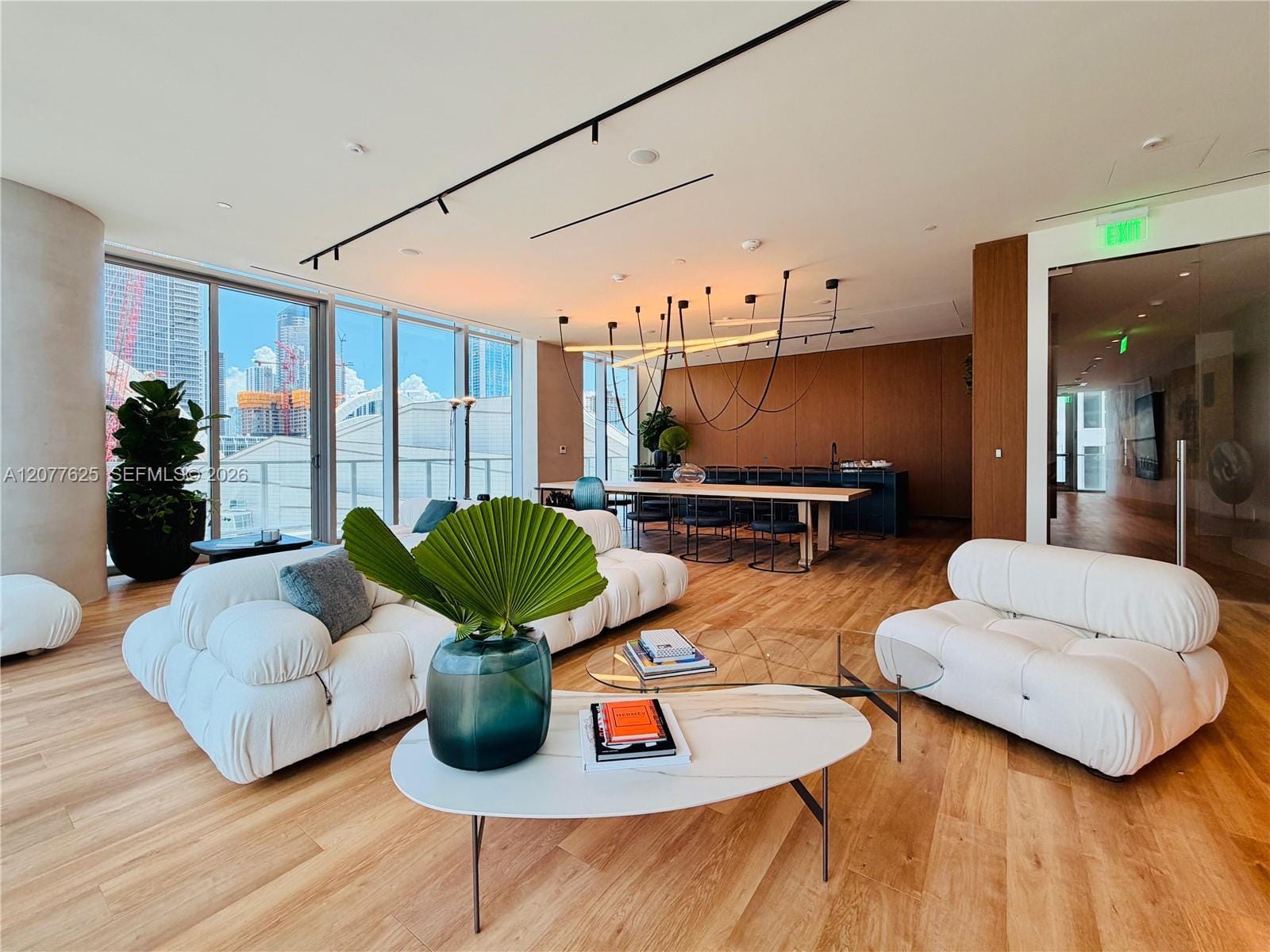1400 Biscayne Boulevard 1802 — photo 3