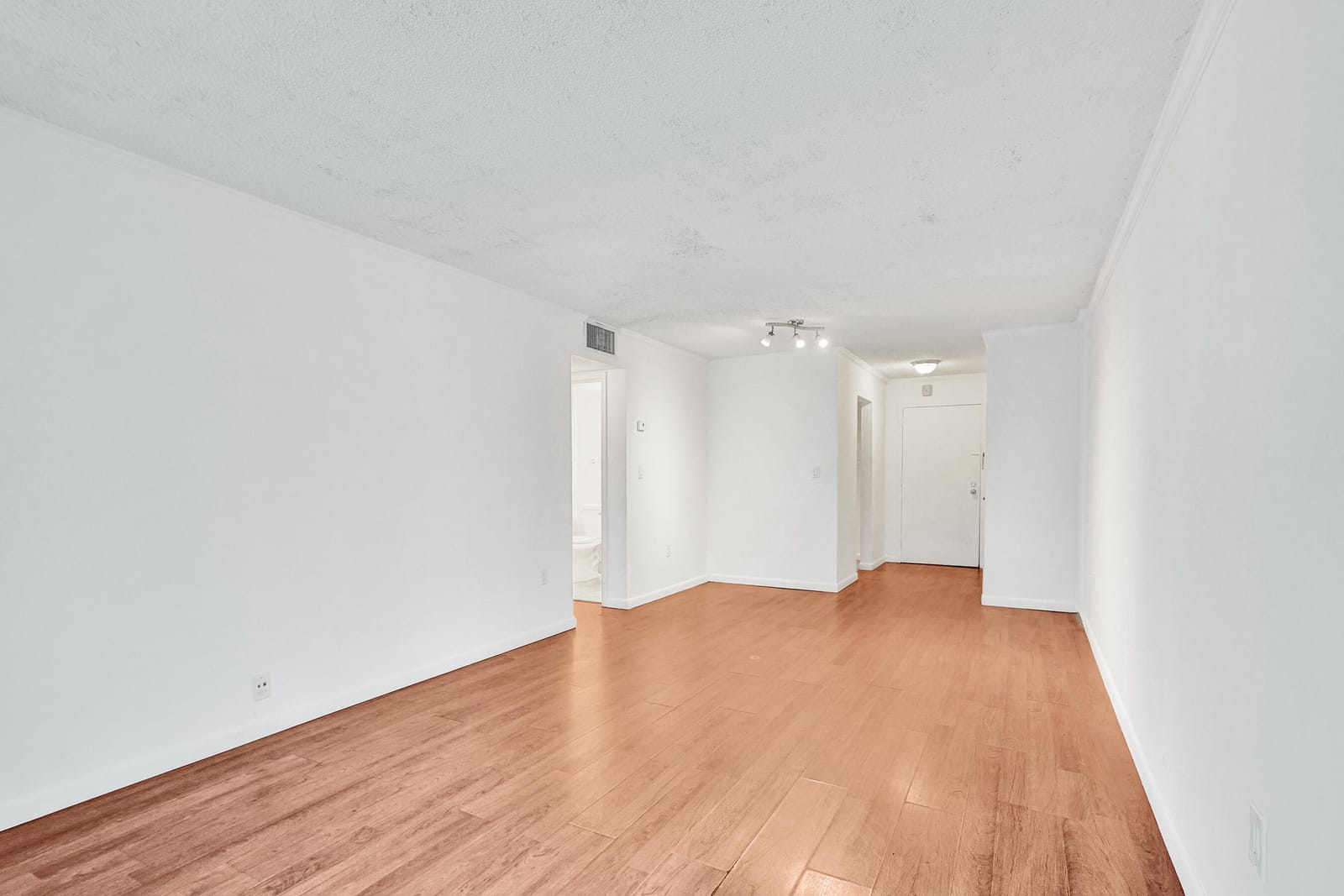 1805 SANS SOUCI Boulevard 421, North Miami, FL 33181 photo 11