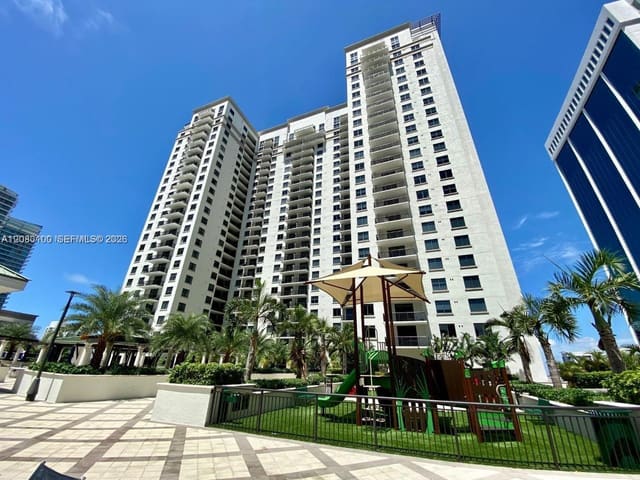 999 SW 1st Avenue 3202, Nine At Mary Brickell Vil, Miami, FL