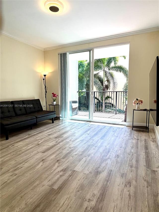 17150 N Bay Road 2419, Porto Bellagio, Sunny Isles Beach, FL