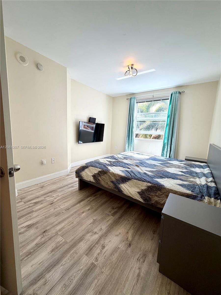 17150 N Bay Road 2419 — photo 12