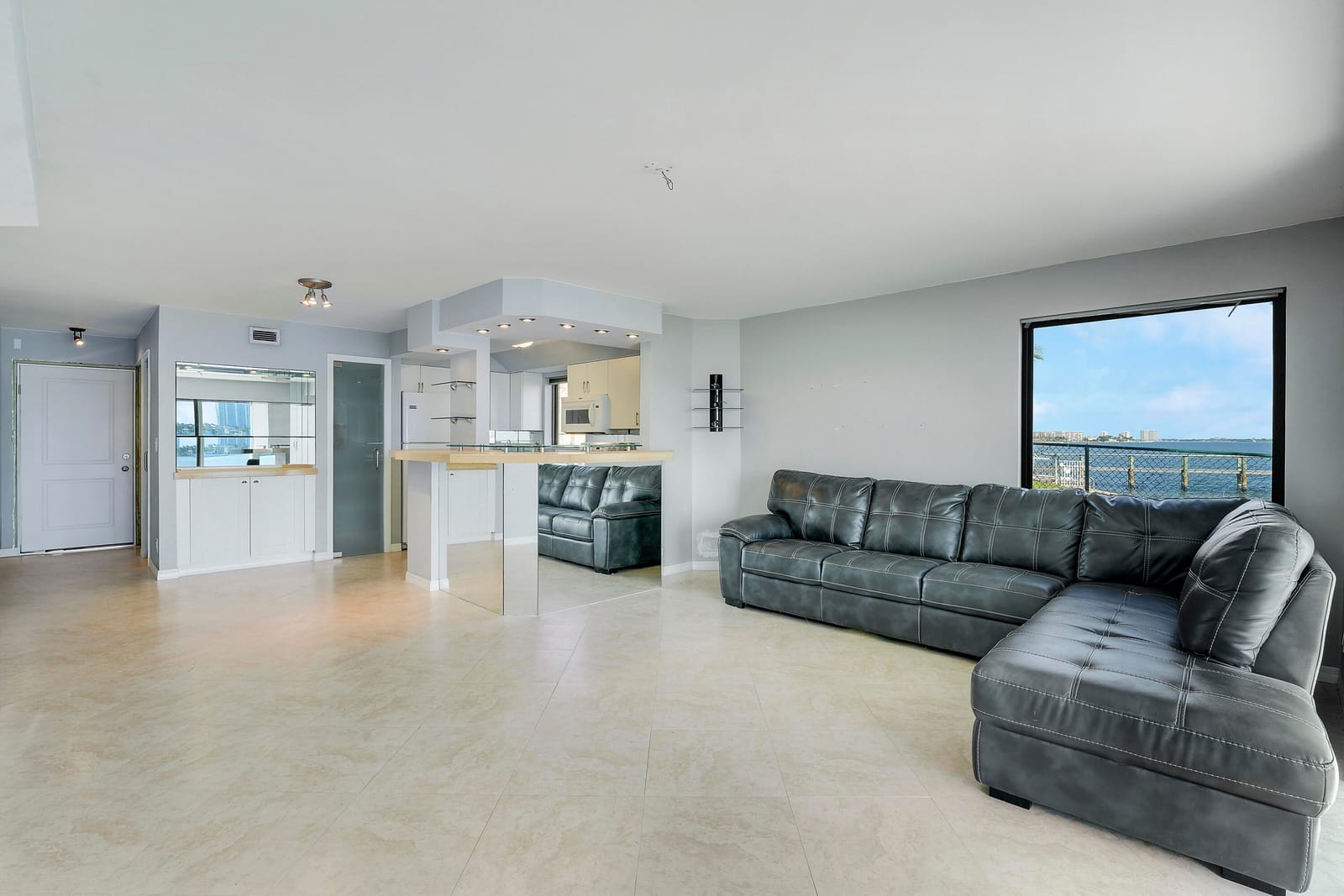 360 Wilma Circle — photo 11
