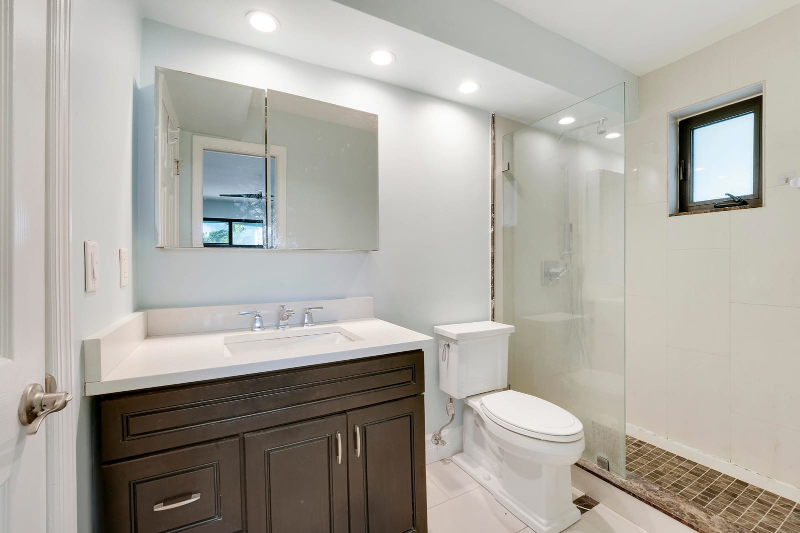 360 Wilma Circle, Riviera Beach, FL 33404 photo 21