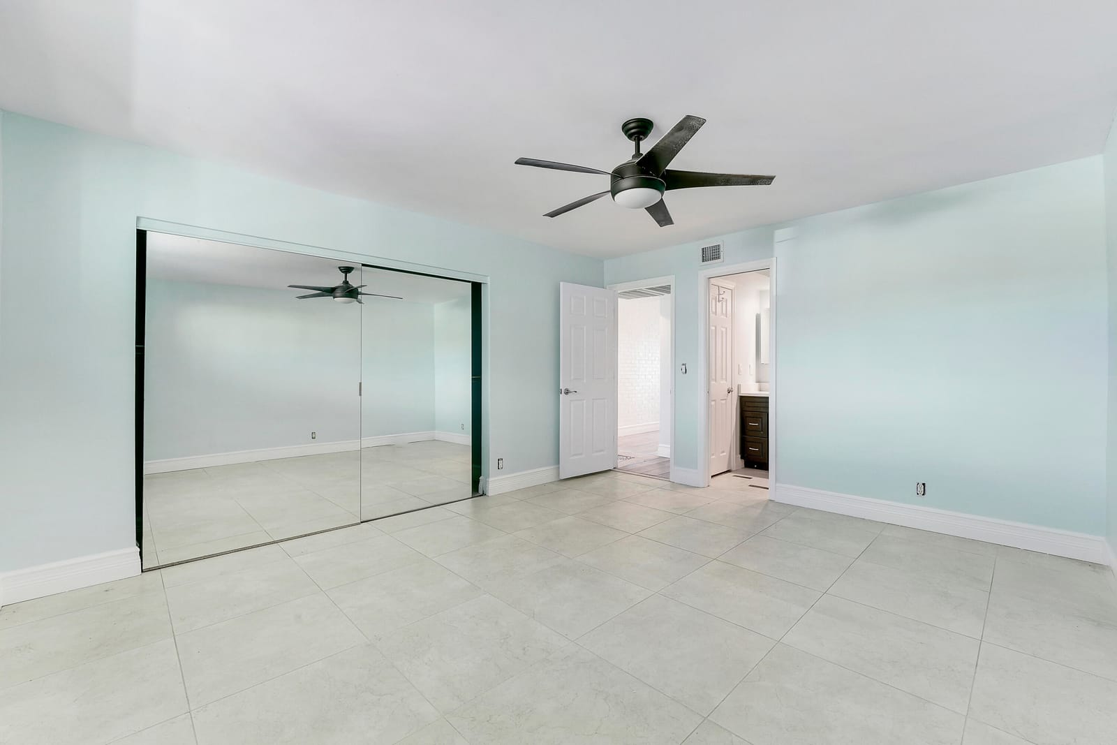 360 Wilma Circle, Riviera Beach, FL 33404 photo 30