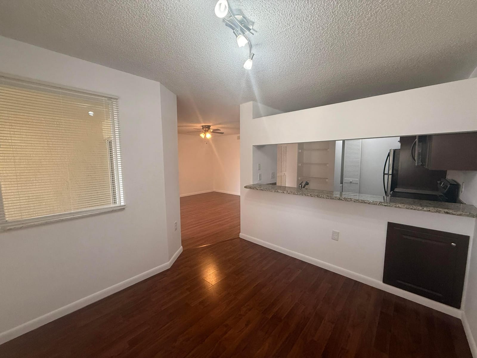 16203 GLENMOOR Drive 16203 — photo 4