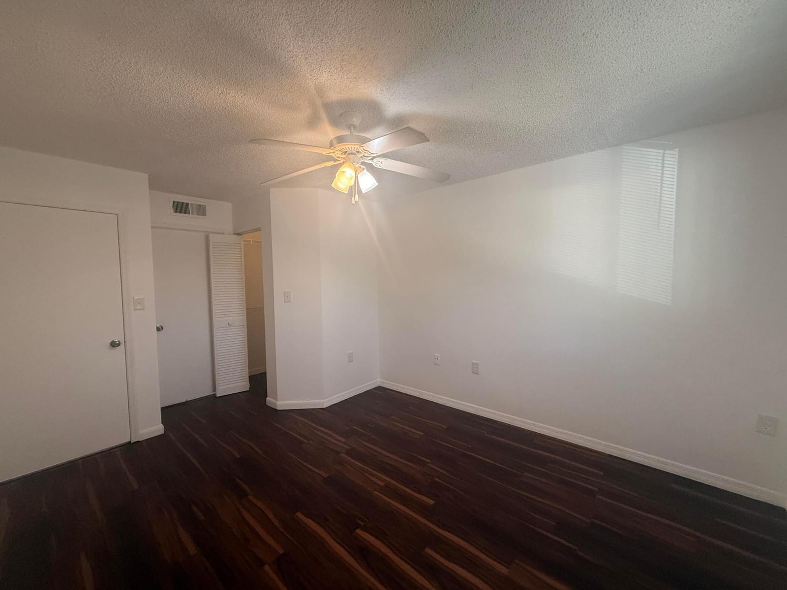16203 GLENMOOR Drive 16203 — photo 7