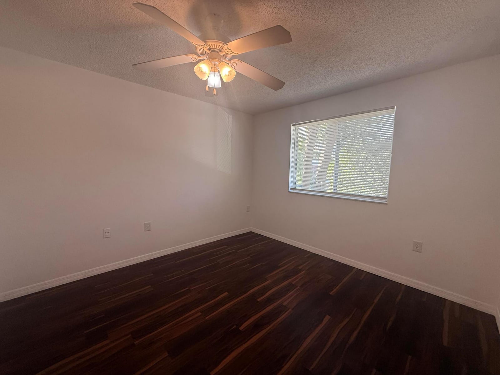 16203 GLENMOOR Drive 16203 — photo 8