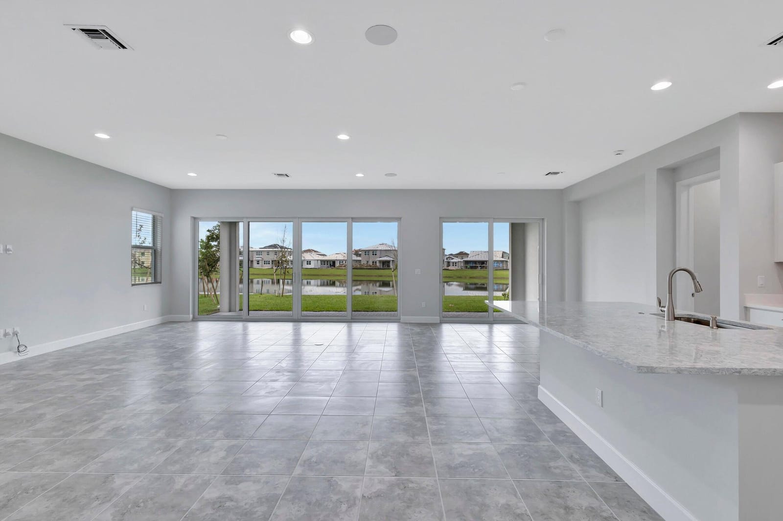 5134 Liberty Lane — photo 9