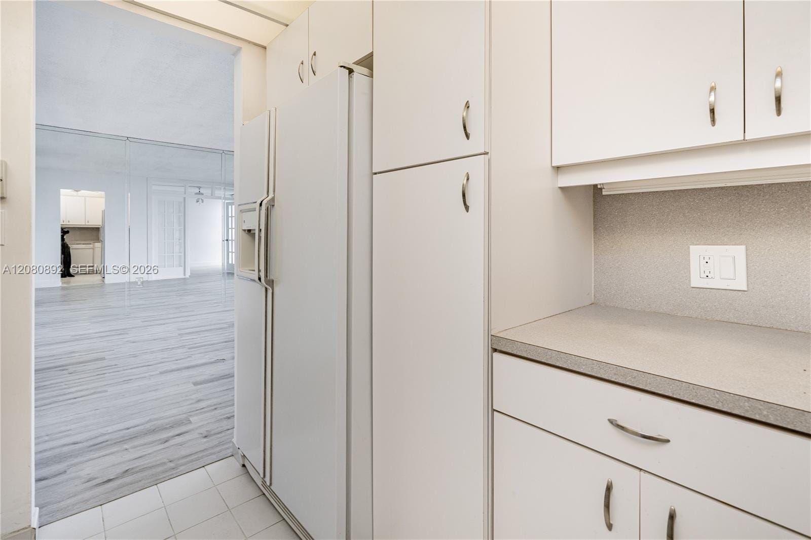 3625 N Country Club Drive 901 — photo 4