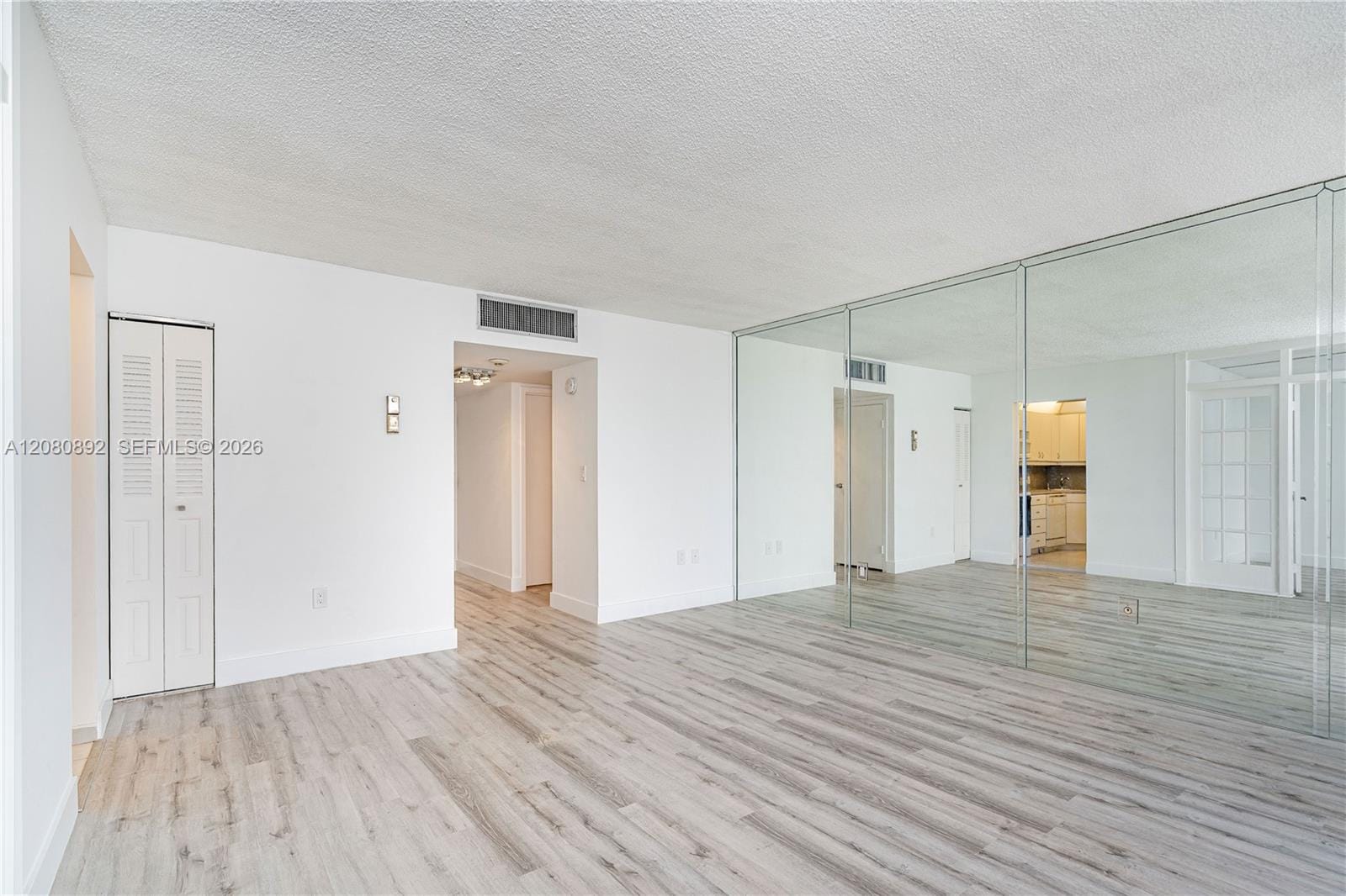 3625 N Country Club Drive 901 — photo 12