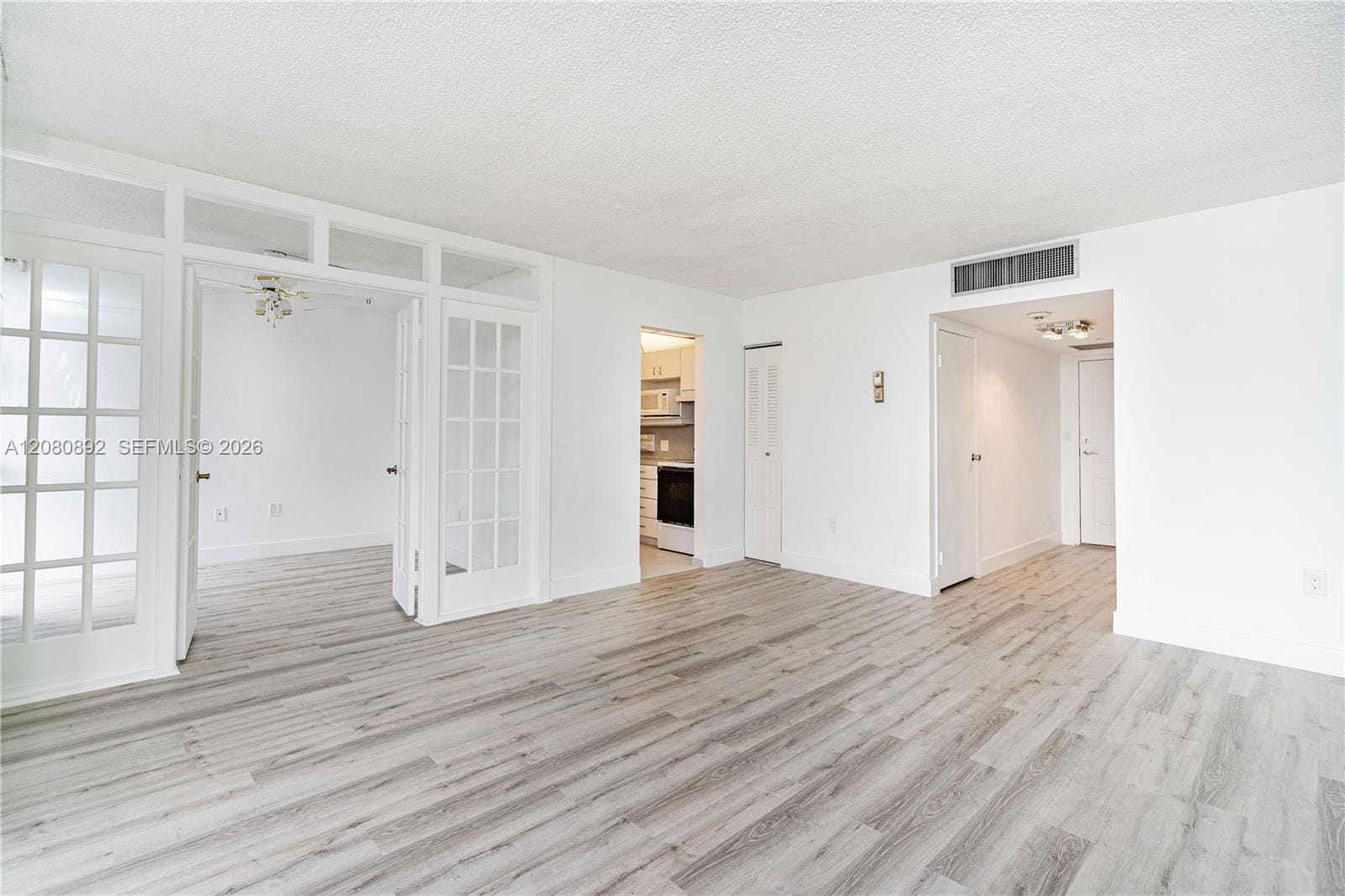 3625 N Country Club Drive 901, Aventura, FL 33180 photo 17