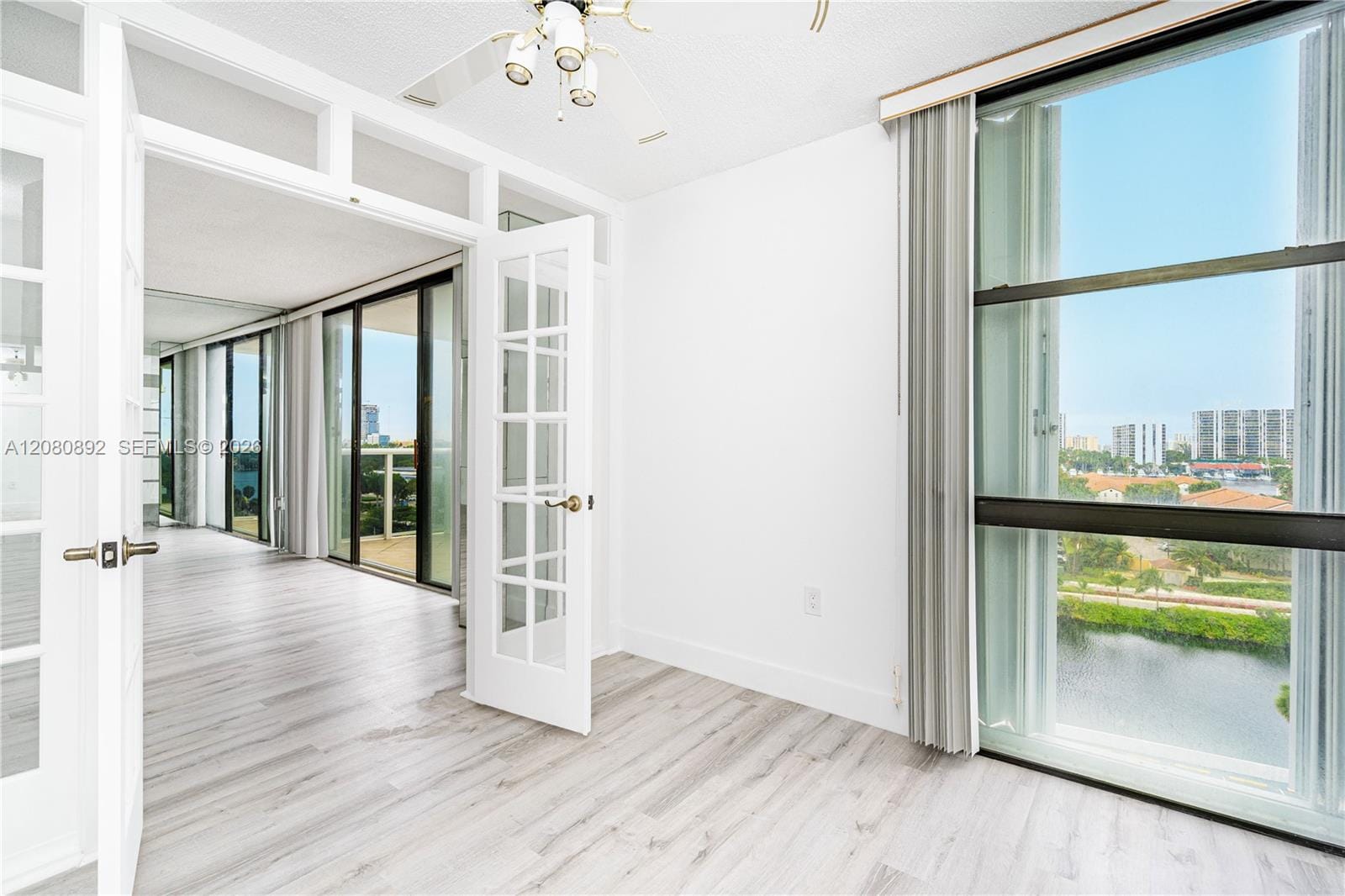 3625 N Country Club Drive 901, Aventura, FL 33180 photo 21