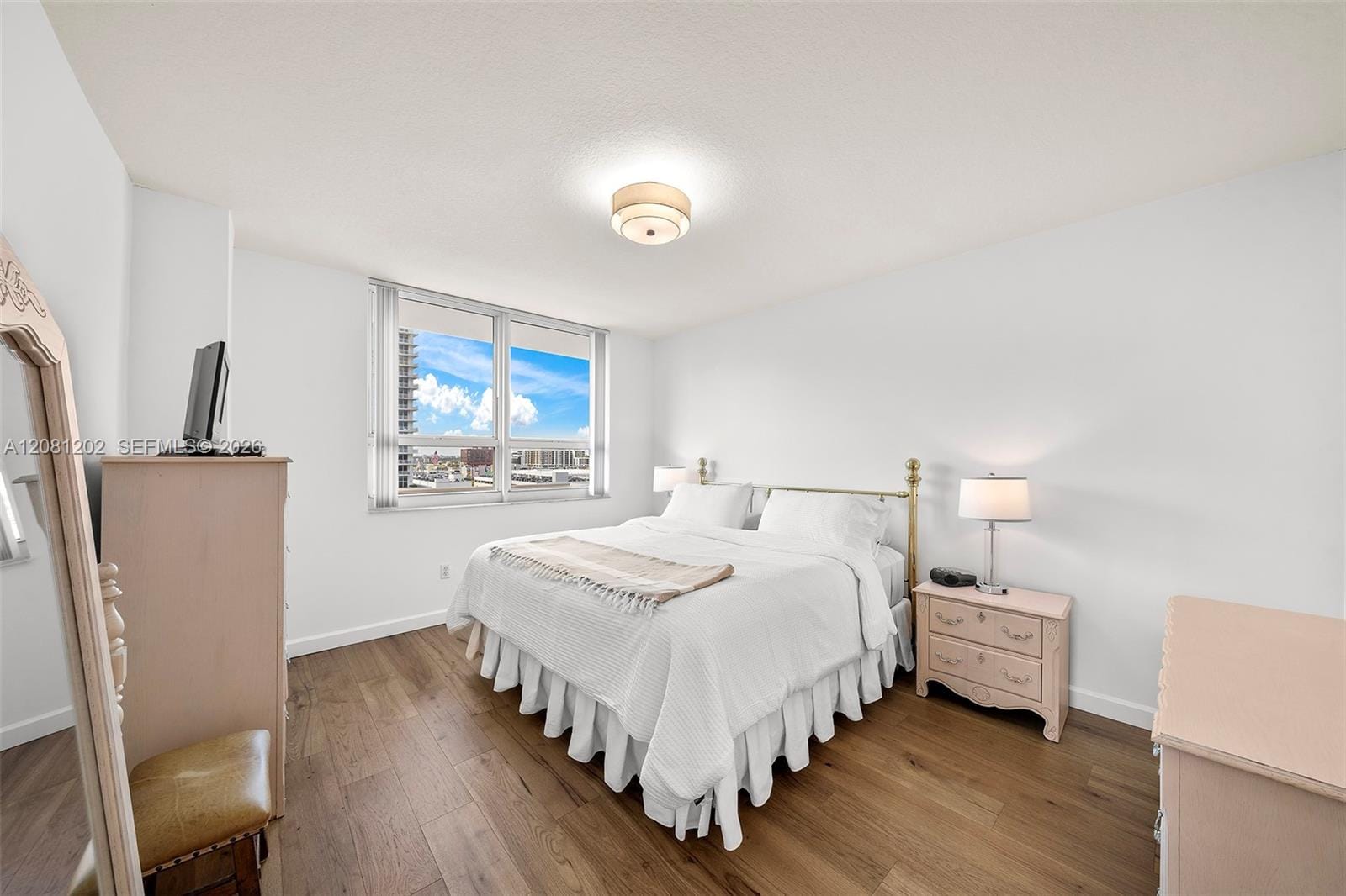 2000 N Bayshore Drive 1502 — photo 8