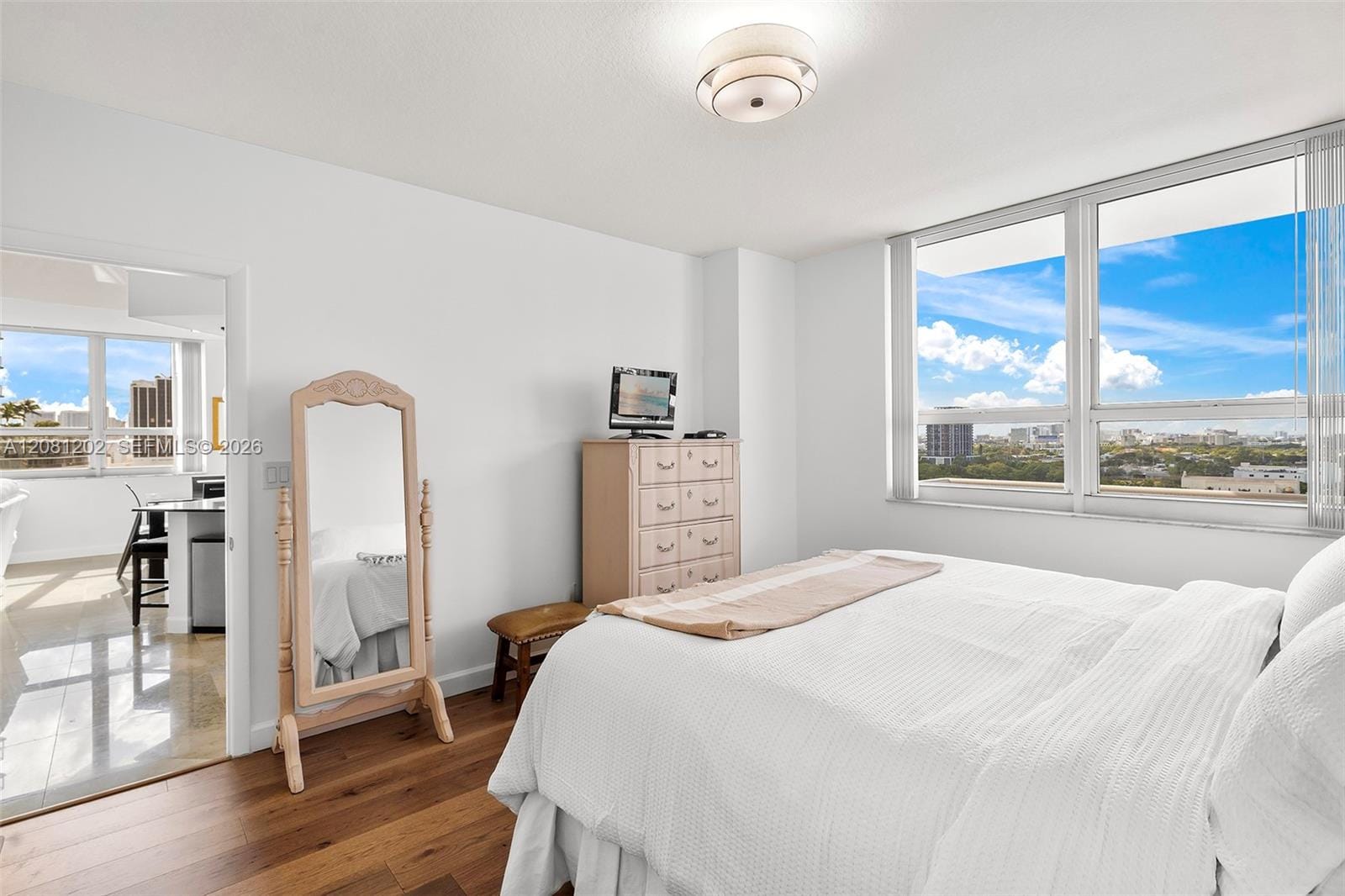 2000 N Bayshore Drive 1502 — photo 9