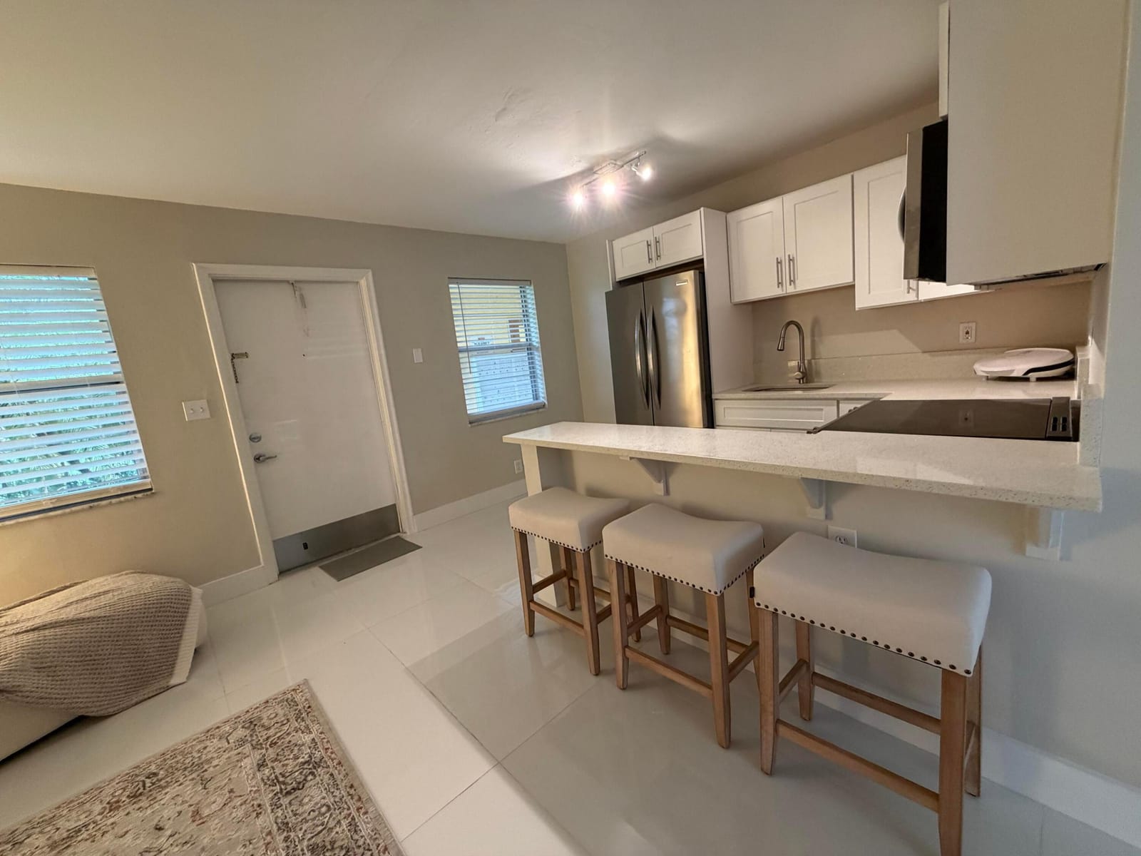 5174 NE 6th Avenue 507 — photo 11