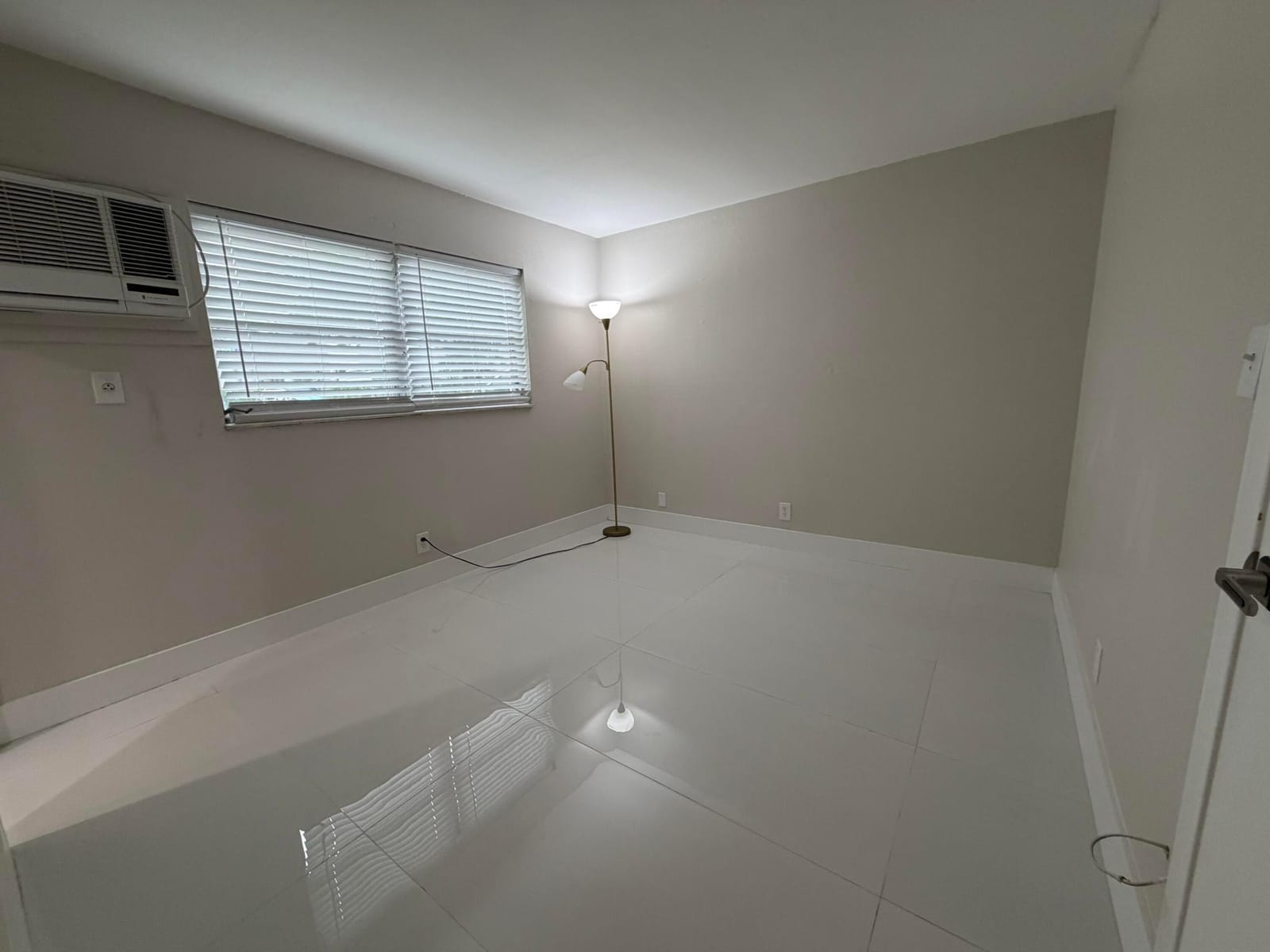 5174 NE 6th Avenue 507, Oakland Park, FL 33334 photo 15