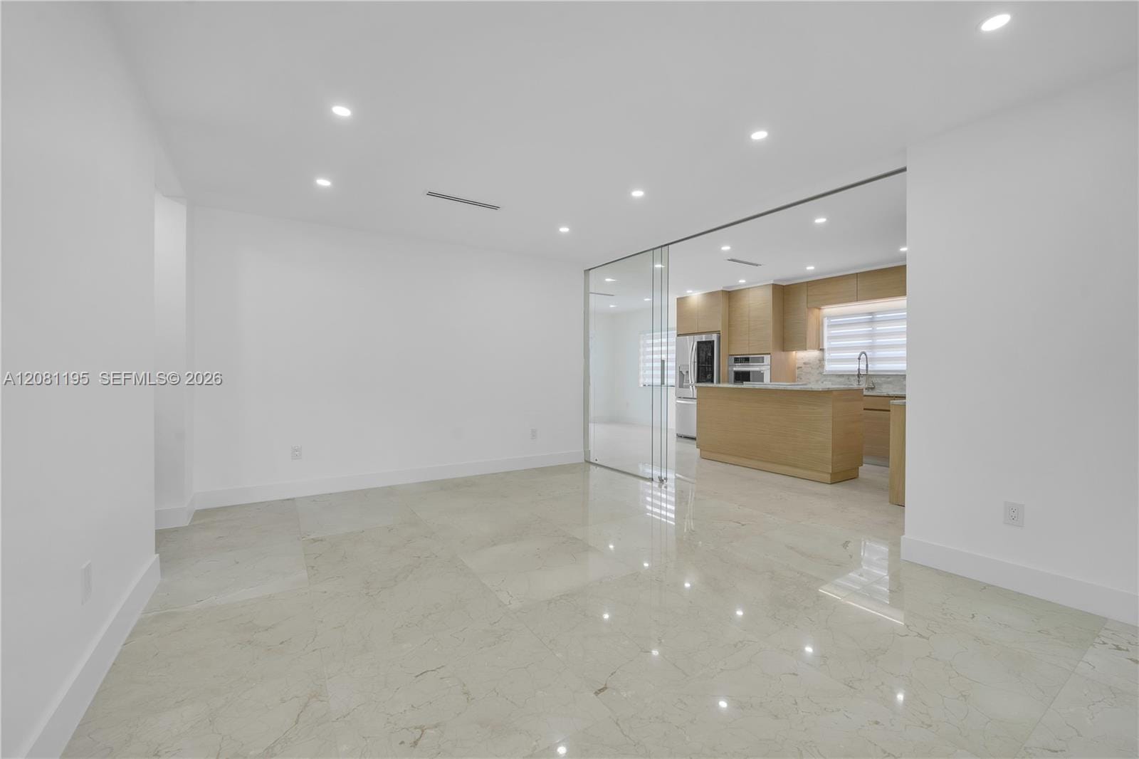 728 Majorca Avenue — photo 8